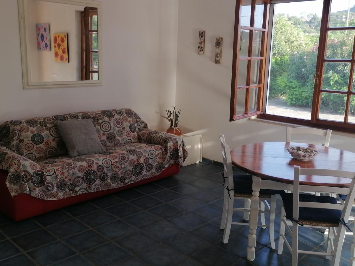 Appartement Le Palme à Capoliveri  Extérieur photo